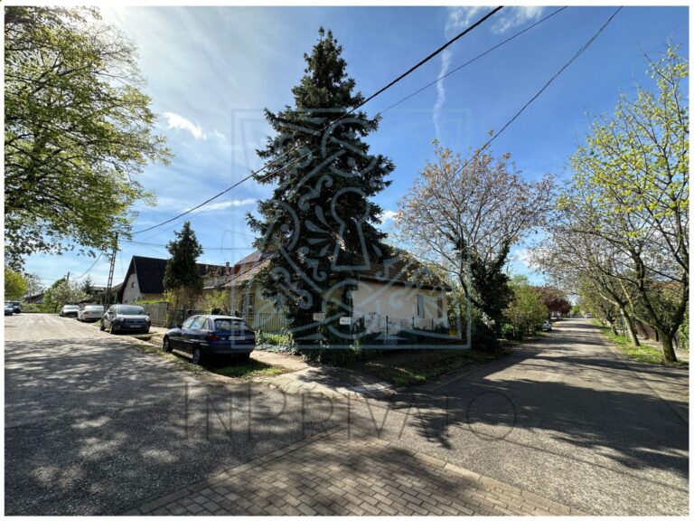 Plot for sale in Cinkota